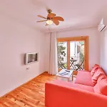Otel Yoga House 2*
