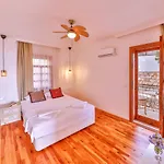 Yoga House Otel