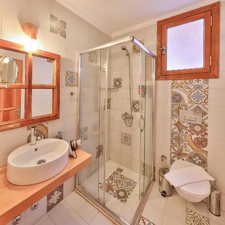 Yoga House Hotel
