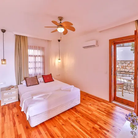 Yoga House Hotel