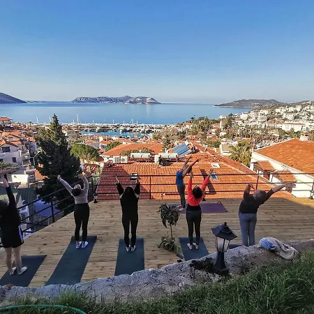 מלון Yoga House 2*